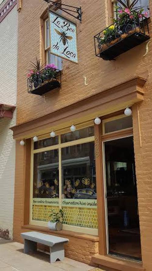 La Bee Da Loca Image